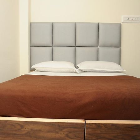 Modern Villa Chennai Ngoại thất bức ảnh